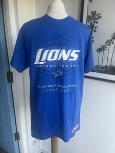T-shirt maglietta uomo Detroit Lions troppo nuova con etichette taglia media NFL Wembley London 2015 - Foto 1 di 5