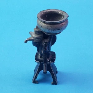 VTG. 1930S ARCADE TOY MCCORMICK DEERING CREAM SEPARATOR CAST IRON AS/IS READ - Picture 1 of 7