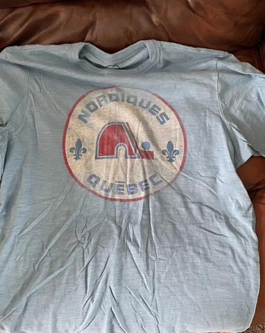 Quebec Nordiques Vintage Grit '47 Scrum T-Shirt Men's M - Blue Cover