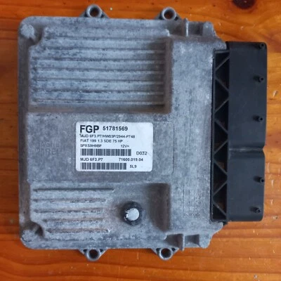 CALCULATEUR FIAT PUNTO  GD 1.3  MAGNETI  MJD 6F3.P7   51781569 / HW03P / SDE75HP - Photo 1/2