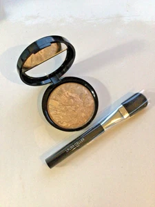 LAURA GELLER Baked Balance-N-Glow Illuminating Powder Foundation (Medium) - Bild 1 von 1