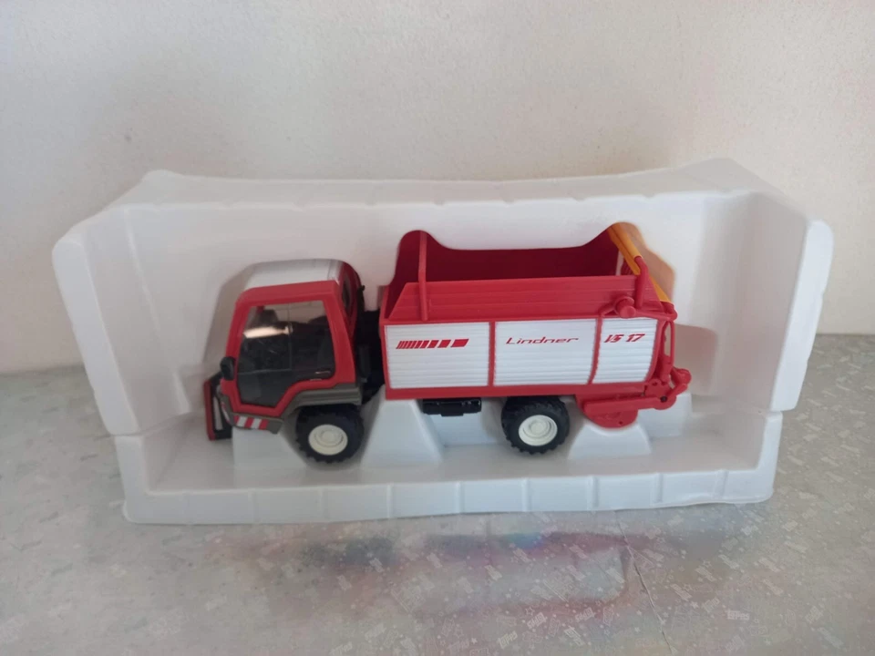 Siku Farmer 3652 John Deere 6920 S con caricatore frontale 1:32 ottimo NO BOX - Immagine 1 di 1