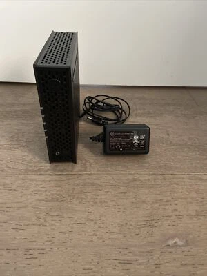 Motorola Surfboard SBG901 Wireless Cable Modem Gateway with Power Supply - Image 1 of 4