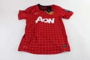 ¡Nuevo con etiqueta! Camiseta de fútbol roja Nike Manchester United para hombre talla pequeña - Imagen 1 de 6