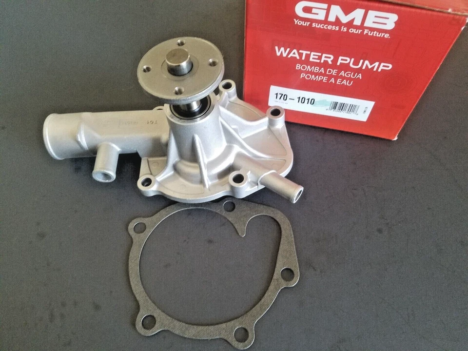 Toyota Corolla 1.6 2TC 71-75 Carina 71-73 NEW GMB Water Pump - Image 1 of 2