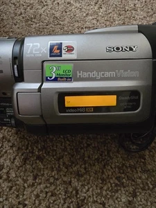 Sony Handycam Vision Video Hi8 CCD-TRV95 Camcorder - Picture 1 of 10