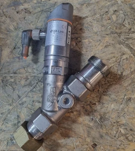 Sensor de flujo IFM con preventor de reflujo SBG232 - Imagen 1 de 5