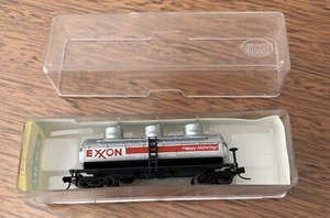 Model Power N Freight Car 3411 Tank “Exxon” - Picture 1 of 3