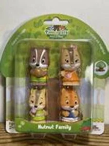 Fat Brain Toys TIMBER TOTS - NUTNUT CHIPMUNK FAMILY - New - Picture 1 of 2