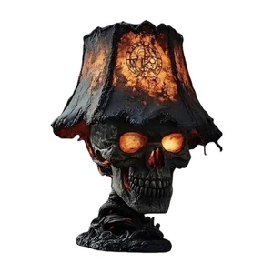 Skull Resin LED Desk Light Halloween Decoration Table Lamp For Patio Garden Yard - Picture 1 of 8