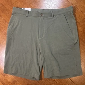 New Greg Norman Stretch Shorts Men’s Size 36 Green/Gray NWT - Picture 1 of 14