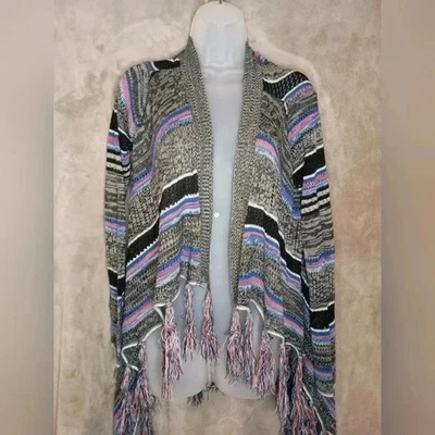 Plumero y flecos ALLISON BRITTNEY Whimsigoth tejido multicolor (#916) Foto 1 de 4