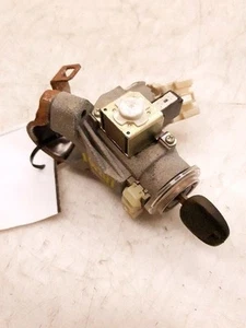 05-12 TOYOTA AVALON IGNITION SWITCH WITH KEY - Picture 1 of 12