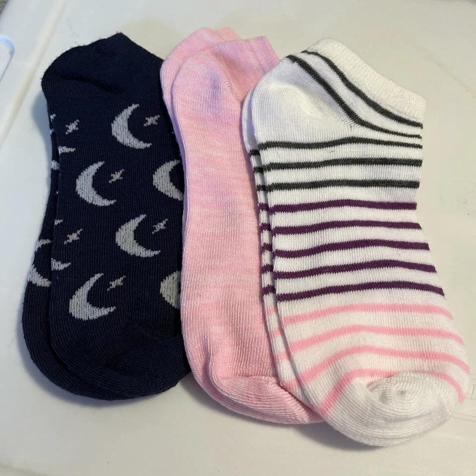 Juego de tres calcetines decorativos para mujer talla 4-10 totalmente nuevos Foto 1 de 1