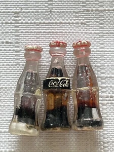 Vintage Menge 3 Mini 1" Zoll Coca Cola Flaschen - Bild 1 von 3
