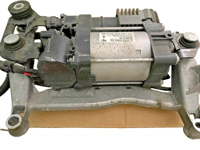 Bomba compresora de suspensión neumática 11-18 Porsche Cayenne 958 Airmatic Arnott 39 k Foto 1 de 4