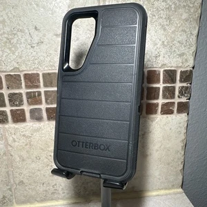 OtterBox Defender Series Case for Samsung Galaxy S24 (Black) 77-94620 - Photo 1 sur 6