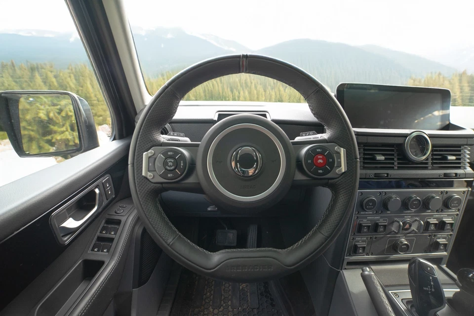 INEOS榴弹兵方向盘按钮护罩:原装!  — 第 1/4 张图片