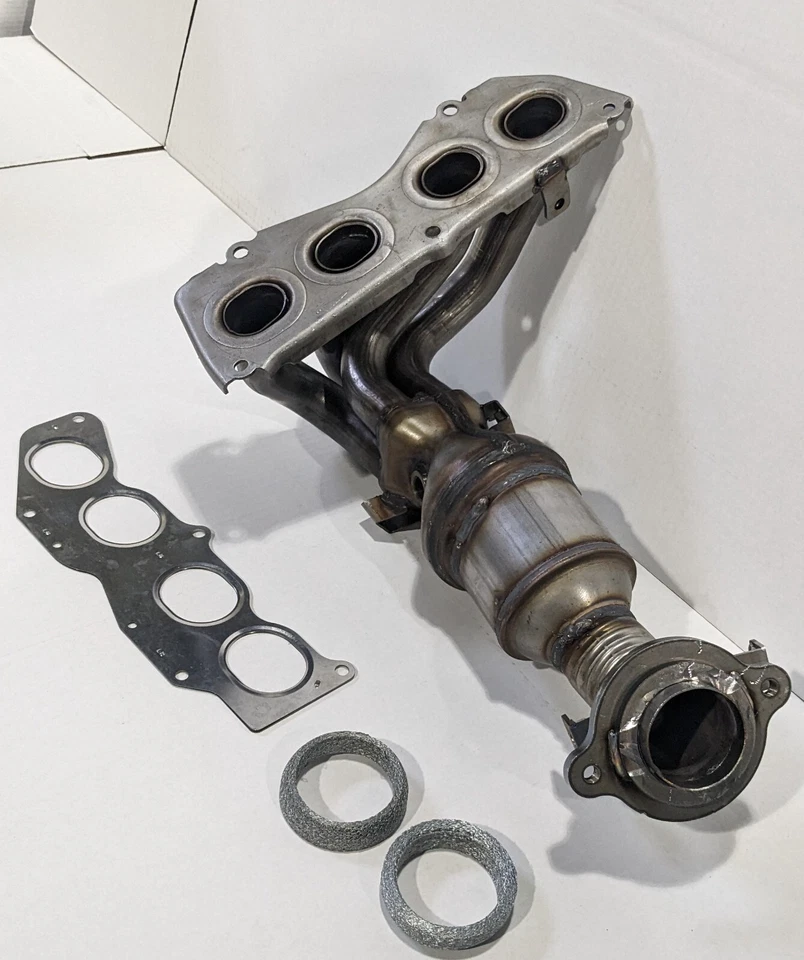 2015 2016 2017 2018 2019 2020 2021 Lexus NX300h 2.5L Catalytic Converter Foto 1 de 4