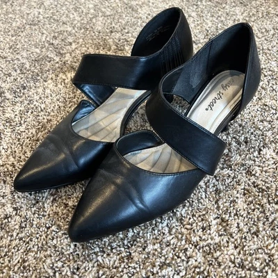 Easy Spirit Solid Black Closed Toe Ankle Strap Leather Block Heel Size 9.5WW - Image 1 of 4