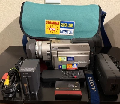 Sony Handycam DCR-TRV900 MiniDV 3CCD Pro модель США модель 🇺🇸 проверено работает ✅ - Изображение 1 из 4