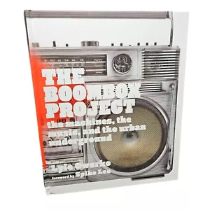 THE BOOMBOX PROJECT - Lyle Owerko (HC 2010 Signed) 9780810982758 - Imagen 1 de 15