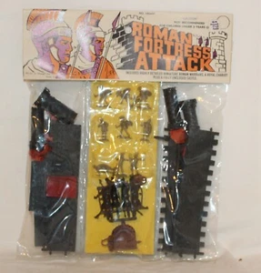De colección 1968 Roman Fortress Attack #1824P juego en miniatura Louis Greenberg HK - Imagen 1 de 11