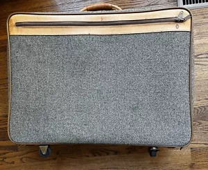 Hartmann Tweed & Leather Rolling Luggage - Suitcase 23 x 17 - Vintage - Picture 1 of 10