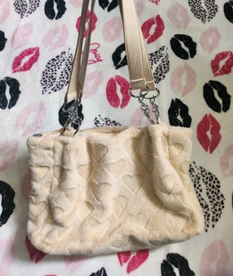 Y2k Faux Fur Shoulder Bag With chunky Silver Chain Straps - Image 1 of 4