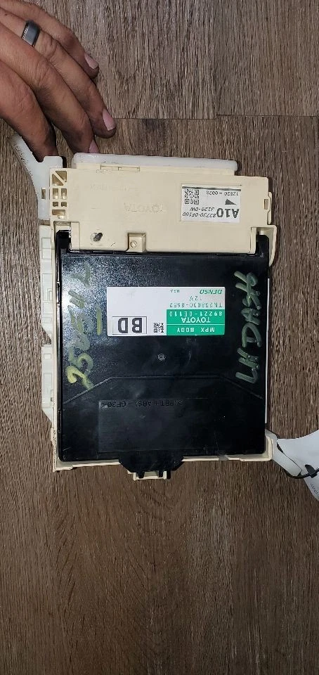 Chassis ECM Multiplex Network Body Control US Market Fits 13 LEXUS RX350 1152398 Foto 1 de 4