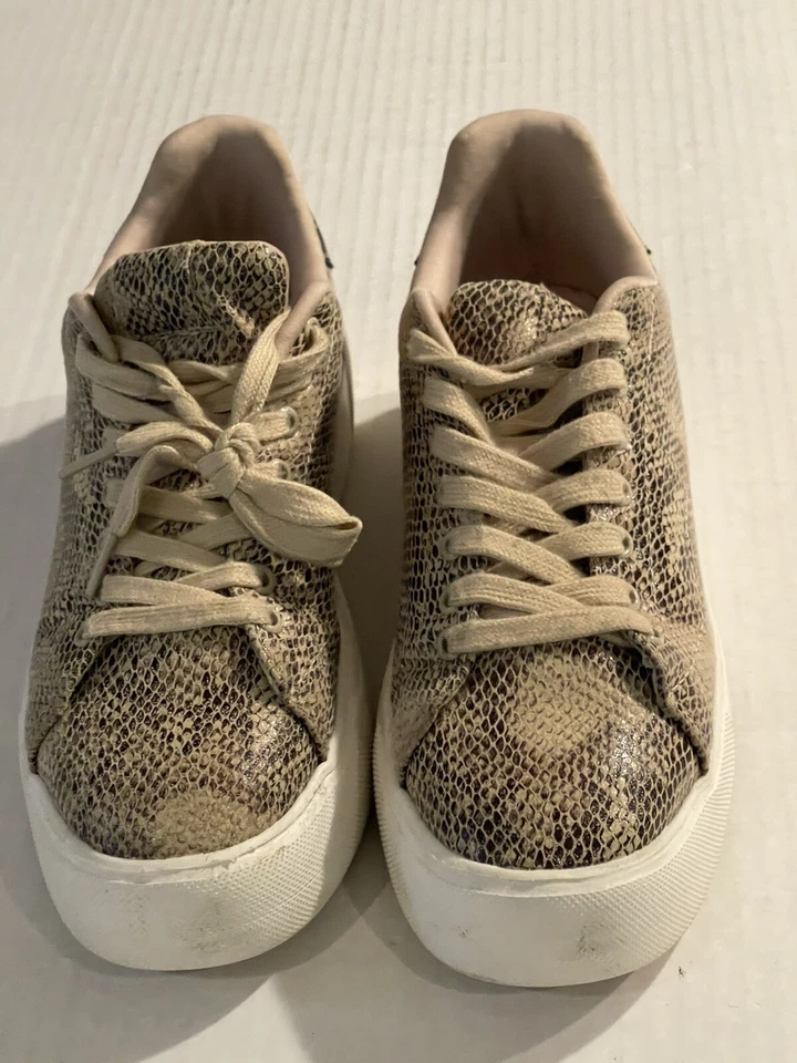 Tenis Qupid para mujer informales imitación piel de serpiente con cordones talla 8 1/2 Foto 1 de 4