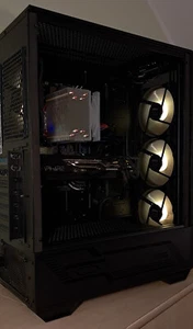 KOMPUTER GAMINGOWY | RX 5700XT | I3-12100F | 16GB RAM | M2 512GB - Zdjęcie 1 z 23