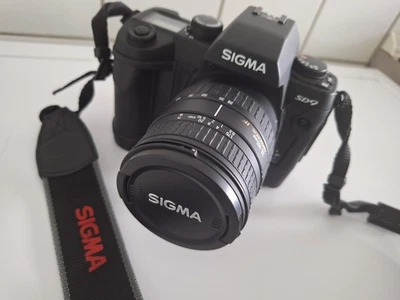 SIGMA SD-9  mit Objektiv  Sigma 28-105mm 1:3.8-5.6 UC-III  - Bild 1 von 4