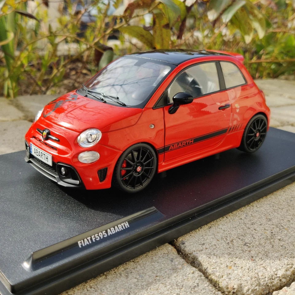VOITURE SOLIDO FIAT F595 ABARTH ROSSO MARANELLO 2022 1:18 NEUF BOITE S1811305 - Photo 1/4