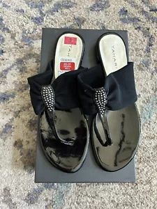 Tahari Princess Black Patent & Fabric Flat Slides NWT 8M $99 - Picture 1 of 7
