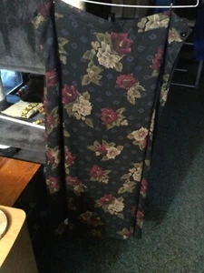 SAG Harbor Rock geblümt schwarz rot 100% Polyester Gr. XL Vintage gebraucht - Bild 1 von 5
