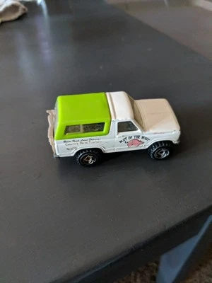 Ford Bronco 1980 Best of the West Pink Pig coleccionable de Mattel Foto 1 de 4