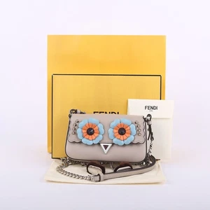 Bolso Bandolera Fendi Mini Talla Cuero Gris Micro Baguette Cadena 8M0354 16050198 - Imagen 1 de 13