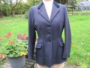 Ladies Hunting Jacket in Equestrian 