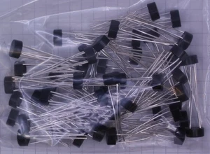 Puente rectificador de diodo Acme W02G único 200 V 1,5 A 4 pines (bolsa de 50) - Imagen 1 de 1