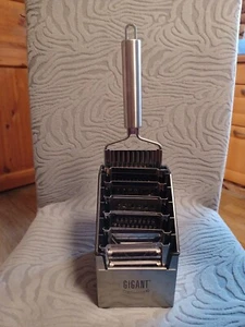 Gigant Professional Küchenreibe ,V-Hobel, Salat,QVC - Bild 1 von 5