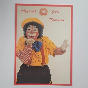 Hugs And Kisses From Tennessee Clown Vintage Continental Chrome Postcard - Imagen 1 de 6