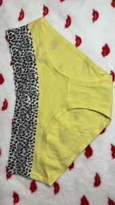 Vintage Victoria's Secret Yellow Low Rise Hiphugger Panties Size S NWOT With... - Picture 1 of 3