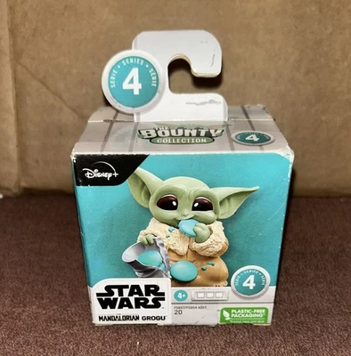 Hasbro Star Wars The Bounty Collection Serie 4 The Mandalorian #20 Grogu Eating Foto 1 de 4