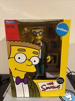 Figura de acción de colección Playmates Los Simpson Caras de Springfield Smithers Foto 1 de 4