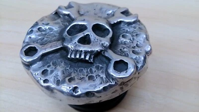 Harley gas cap,  mechanic skull, handmade, aluminum - Image 1 of 4