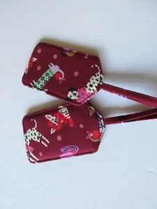 Vera Bradley Luggage Tags/ID Holders Holiday Hounds Print Set of Two NWT - Picture 1 of 3