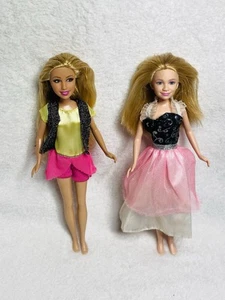 Muñecas cortas Barbie Friends Disney Sharpee + Ashley Olsen - Imagen 1 de 9