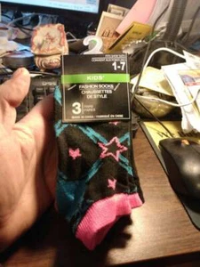 kids' fashion socks, stars & neon on black colors size 1-7 3-pack, new unused w/ - Bild 1 von 8