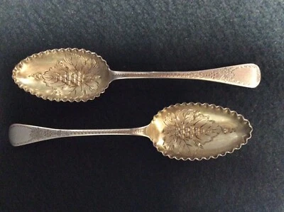 "Par de cucharas georgianas de plata de 7 3/4"" Henry Greenaway, Londres, 1826" Foto 1 de 4